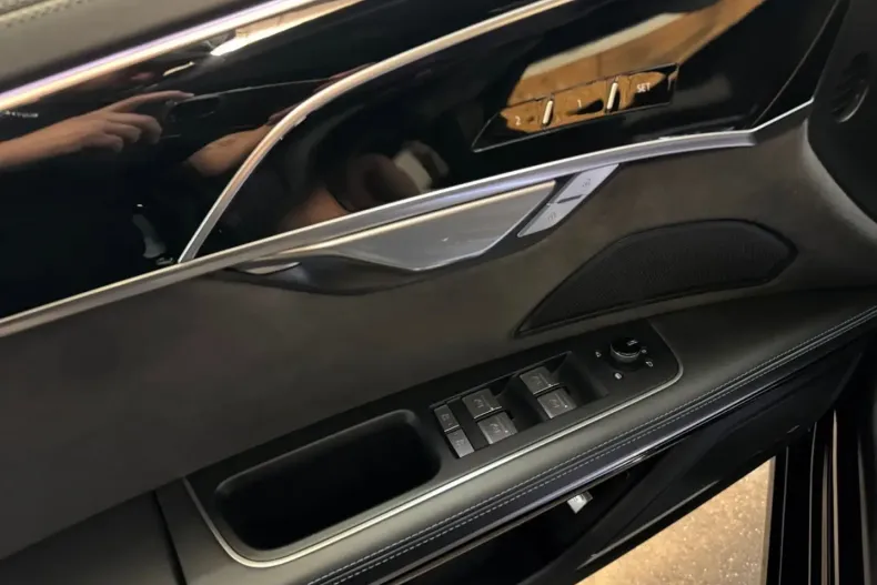 Audi A8 din 2022 cu 49.714 km - oferta AUD175486 - foto 16