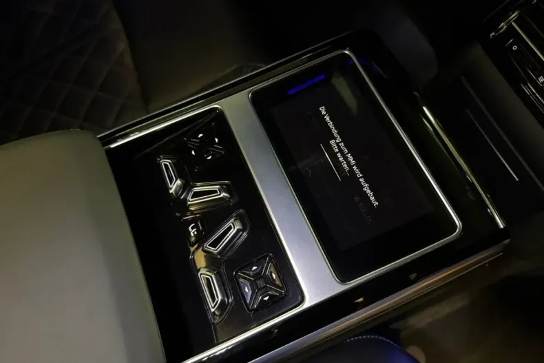 Audi A8 din 2022 cu 49.714 km - oferta AUD175486 - foto 20