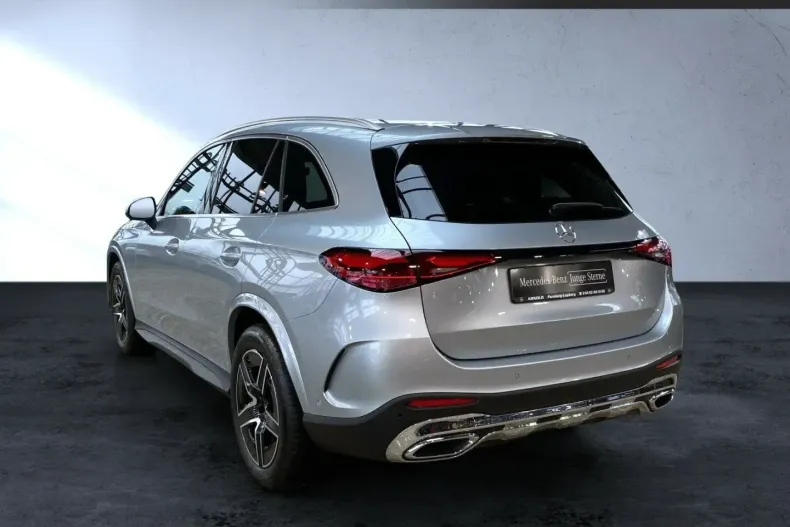 Mercedes-Benz GLC 200 din 2024 cu 12.390 km - oferta MER175489 - foto 3