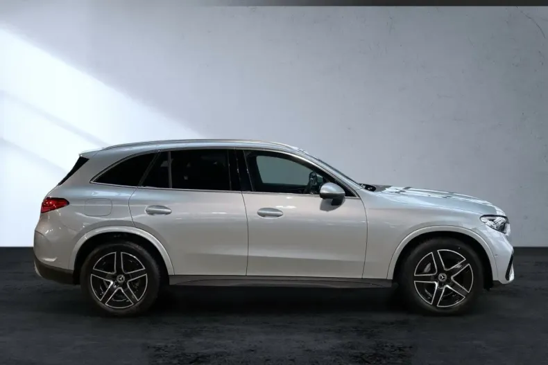 Mercedes-Benz GLC 200 din 2024 cu 12.390 km - oferta MER175489 - foto 5