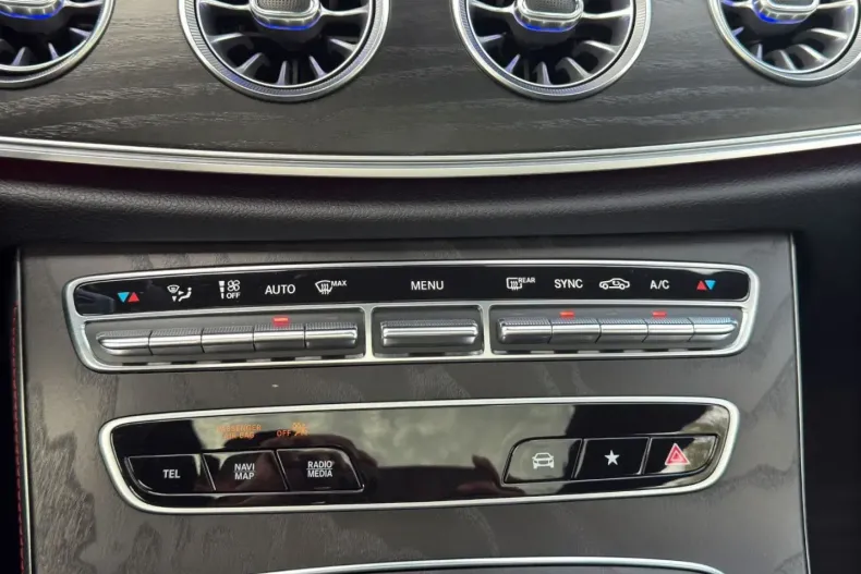 Mercedes-Benz E 53 AMG din 2022 cu 49.232 km - oferta MER175495 - foto 21