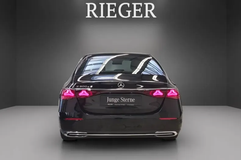 Mercedes-Benz E 300 din 2024 cu 36.176 km - oferta MER175498 - foto 10