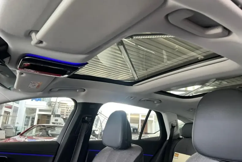 Mercedes-Benz E 220 din 2024 cu 36.150 km - oferta MER175502 - foto 14