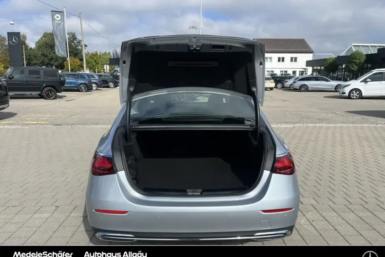 Mercedes-Benz E 300 din 2023 cu 17.105 km - oferta MER175504 - foto 16