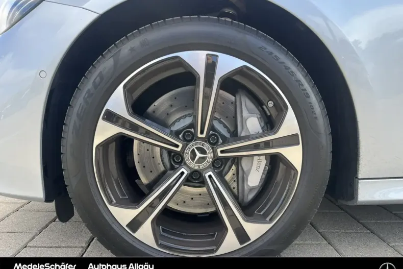 Mercedes-Benz E 300 din 2023 cu 17.105 km - oferta MER175504 - foto 18