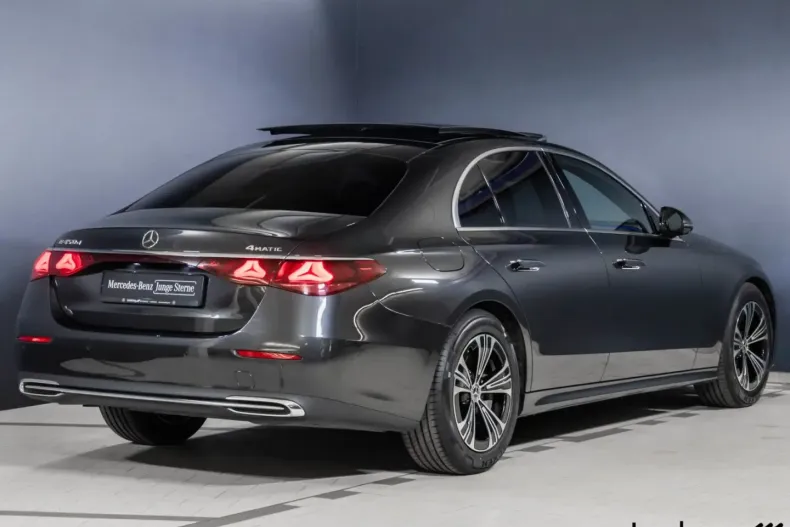 Mercedes-Benz E 450 din 2024 cu 26.499 km - oferta MER175506 - foto 2