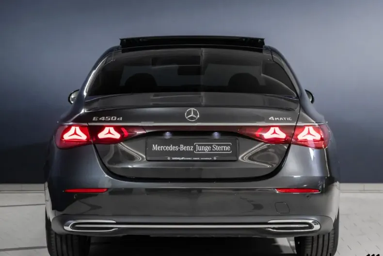 Mercedes-Benz E 450 din 2024 cu 26.499 km - oferta MER175506 - foto 6