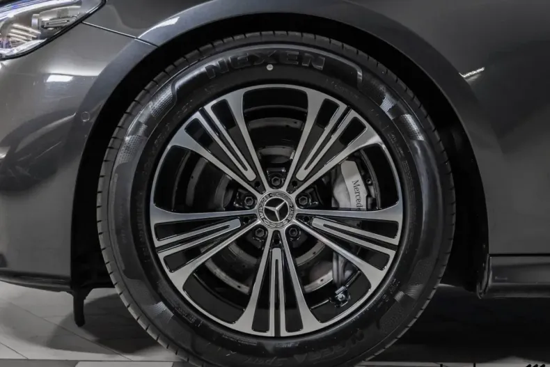 Mercedes-Benz E 450 din 2024 cu 26.499 km - oferta MER175506 - foto 7