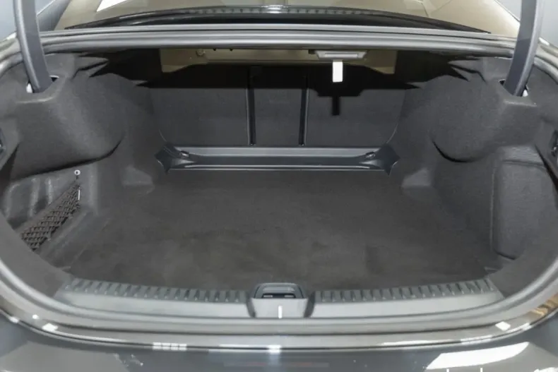 Mercedes-Benz E 450 din 2024 cu 26.499 km - oferta MER175506 - foto 9