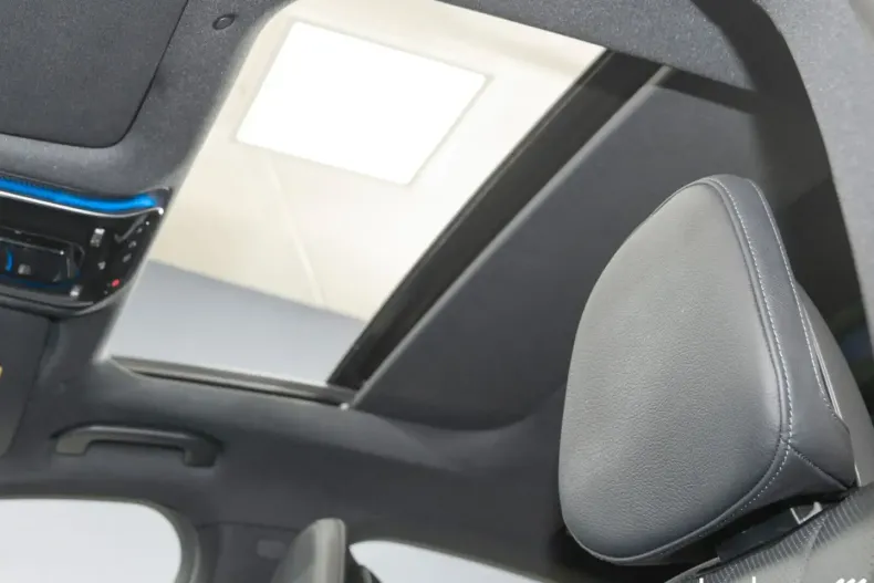 Mercedes-Benz E 450 din 2024 cu 26.499 km - oferta MER175506 - foto 12