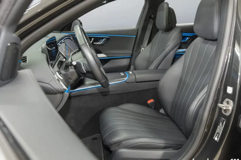 Mercedes-Benz E 450 din 2024 cu 26.499 km - oferta MER175506 - foto 13