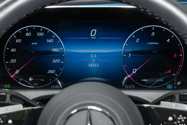 Mercedes-Benz E 450 din 2024 cu 26.499 km - oferta MER175506 - foto 20