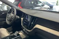Volvo XC60 din 2022 cu 55.861 km - oferta VOL175508 - foto 11