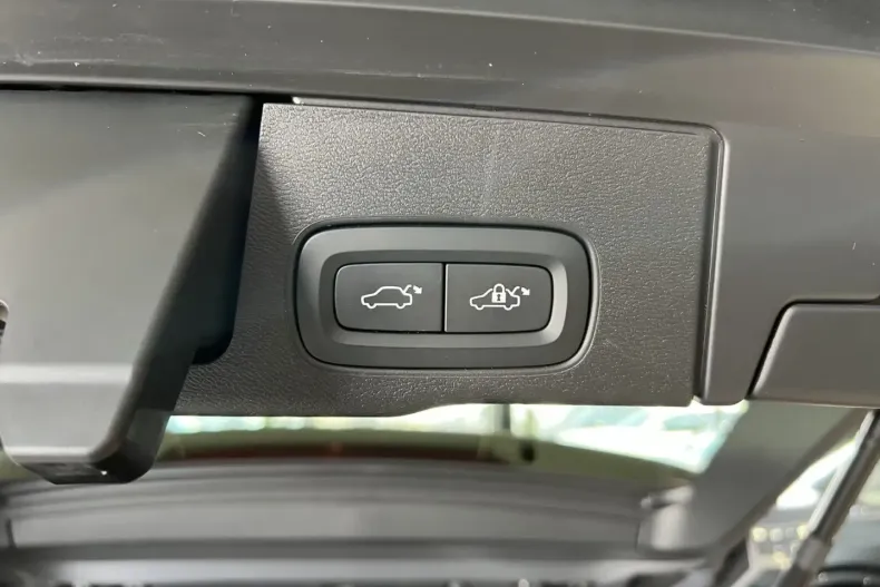 Volvo XC60 din 2022 cu 55.861 km - oferta VOL175508 - foto 15