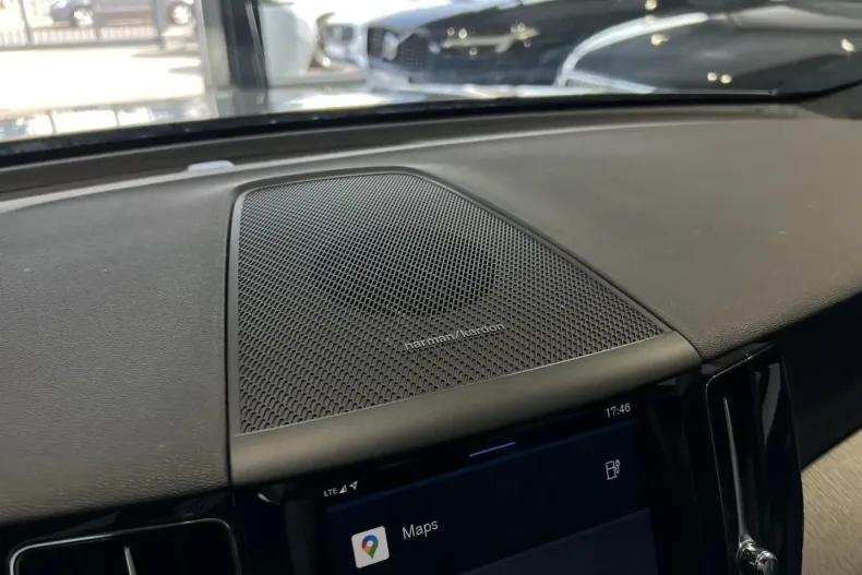 Volvo XC60 din 2022 cu 55.861 km - oferta VOL175508 - foto 18