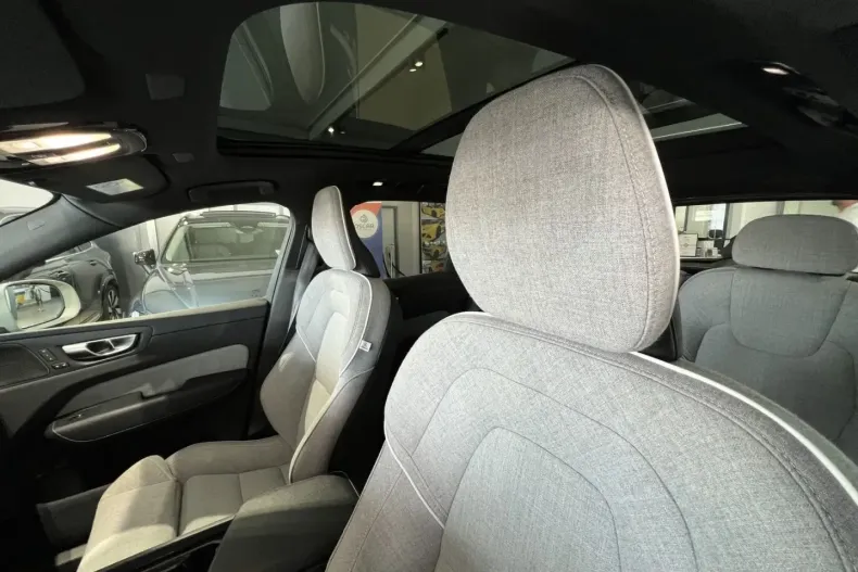 Volvo XC60 din 2022 cu 55.861 km - oferta VOL175508 - foto 19