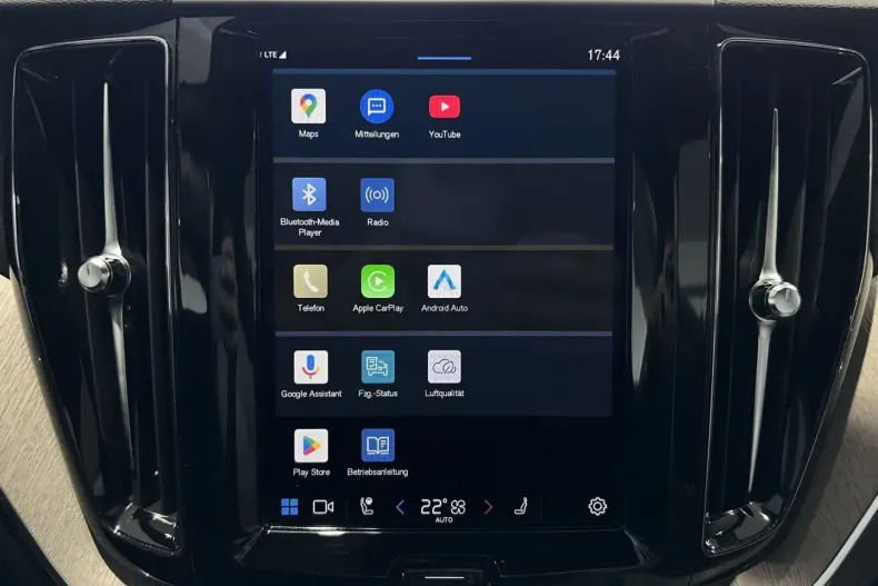 Volvo XC60 din 2022 cu 55.861 km - oferta VOL175508 - foto 26