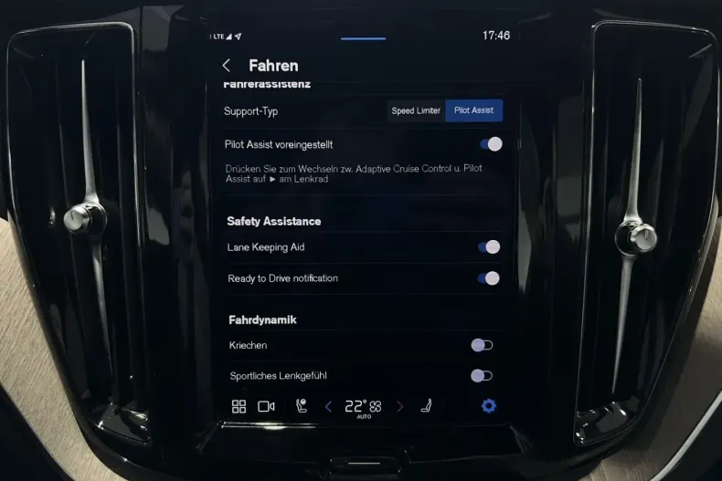 Volvo XC60 din 2022 cu 55.861 km - oferta VOL175508 - foto 28