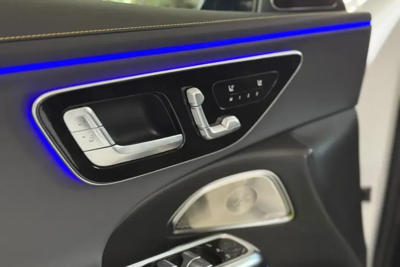 Mercedes-Benz E 53 AMG din 2024 cu 8.900 km - oferta MER175509 - foto 27