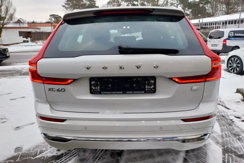 Volvo XC60 din 2022 cu 72.600 km - oferta VOL175510 - foto 6