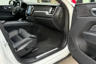 Volvo XC60 din 2022 cu 96.400 km - oferta VOL175514 - foto 19