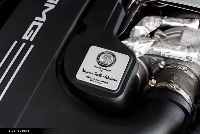 Mercedes-Benz GLC 63 AMG din 2023 cu 18.184 km - oferta MER175515 - foto 32