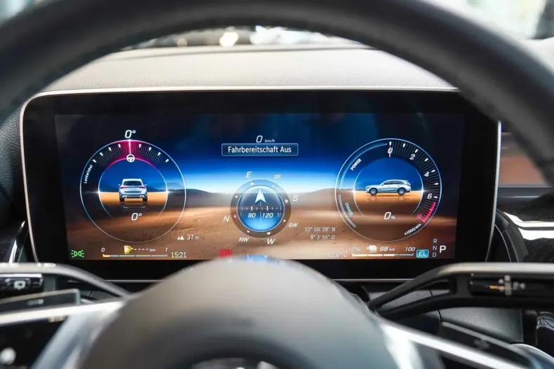 Mercedes-Benz GLC 300 din 2023 cu 17.572 km - oferta MER175518 - foto 21