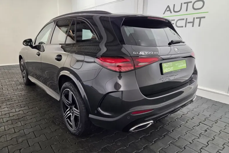 Mercedes-Benz GLC 300 din 2023 cu 37.600 km - oferta MER175520 - foto 2