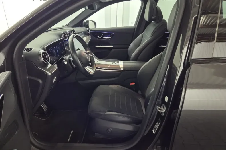 Mercedes-Benz GLC 300 din 2023 cu 37.600 km - oferta MER175520 - foto 11