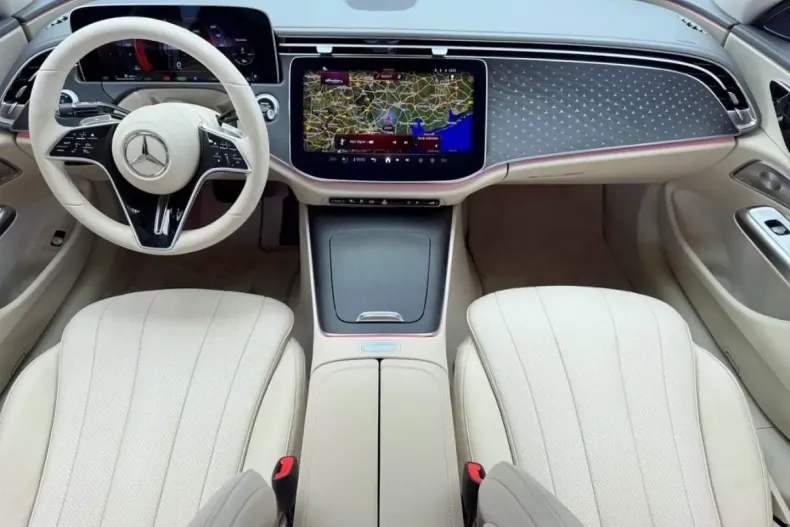 Mercedes-Benz E 300 din 2024 cu 34.700 km - oferta MER175527 - foto 3