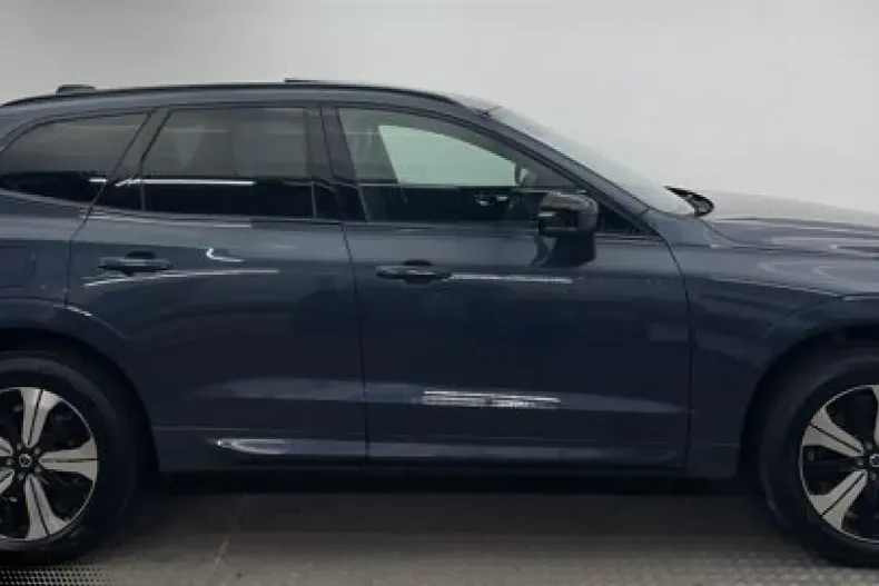 Volvo XC60 din 2022 cu 67.082 km - oferta VOL175529 - foto 5