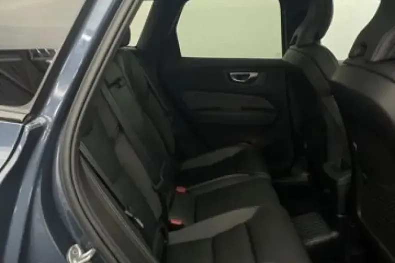 Volvo XC60 din 2022 cu 67.082 km - oferta VOL175529 - foto 9