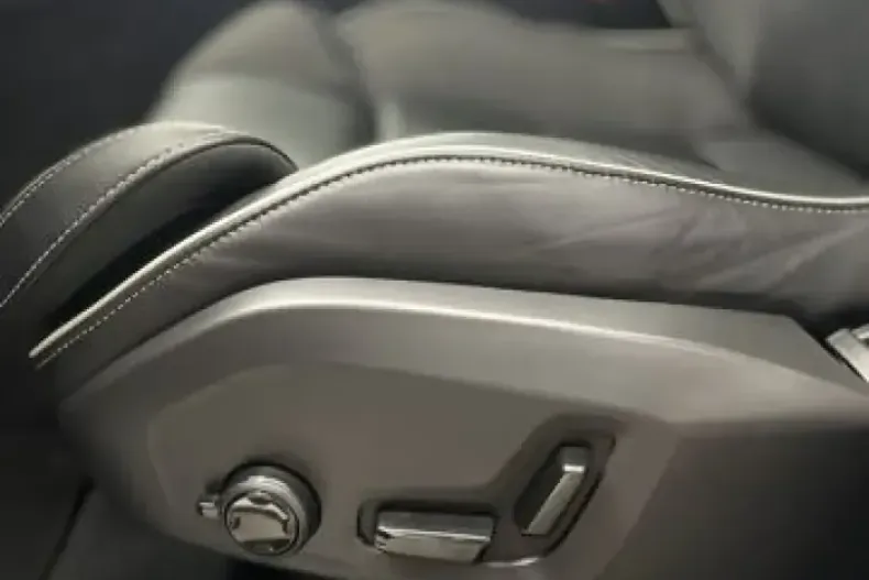 Volvo XC60 din 2022 cu 67.082 km - oferta VOL175529 - foto 14