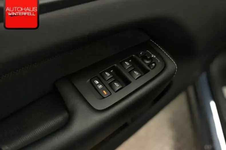 Volvo XC60 din 2022 cu 67.082 km - oferta VOL175529 - foto 32