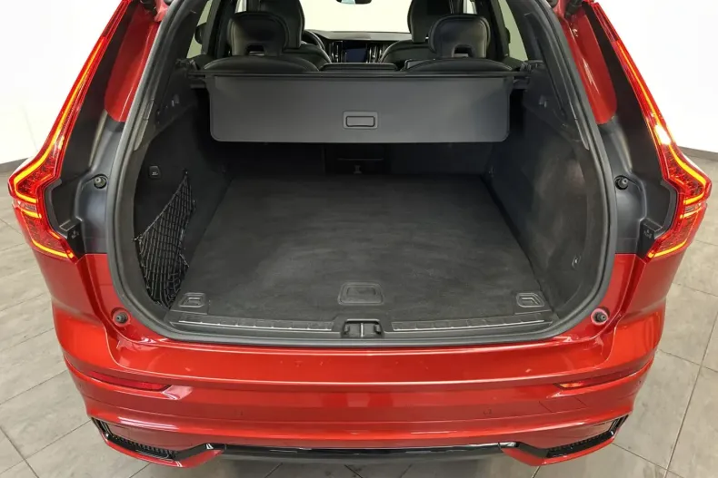 Volvo XC60 din 2022 cu 94.750 km - oferta VOL175531 - foto 6