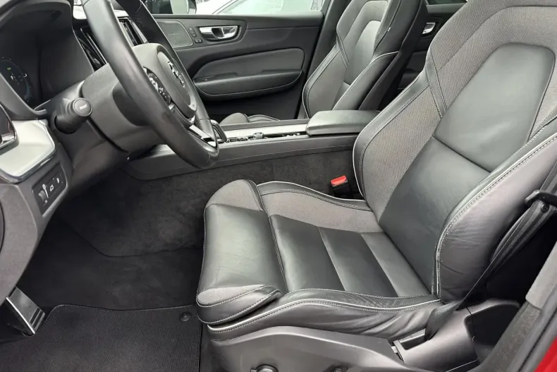 Volvo XC60 din 2022 cu 94.750 km - oferta VOL175531 - foto 10