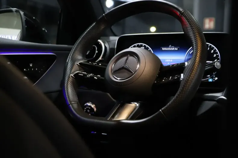 Mercedes-Benz GLC 300 din 2023 cu 27.000 km - oferta MER175541 - foto 25