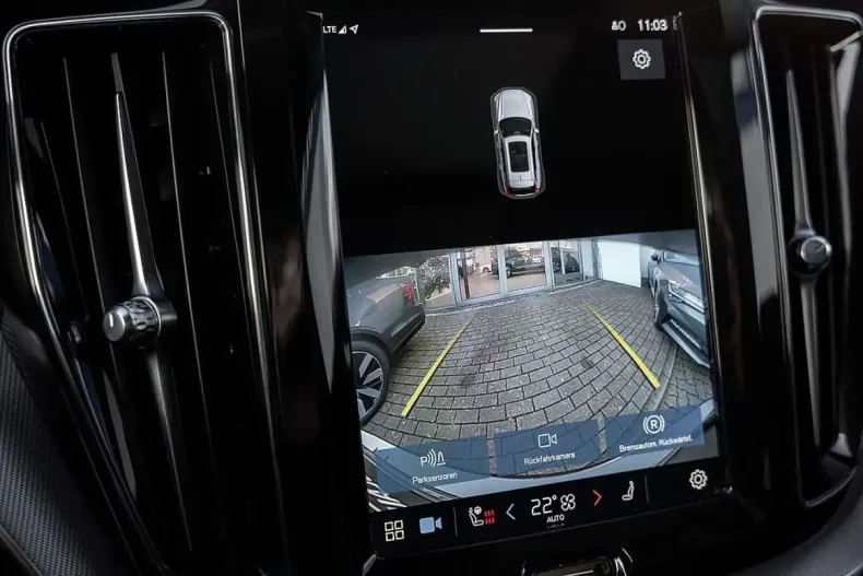 Volvo XC60 din 2022 cu 86.800 km - oferta VOL175542 - foto 13