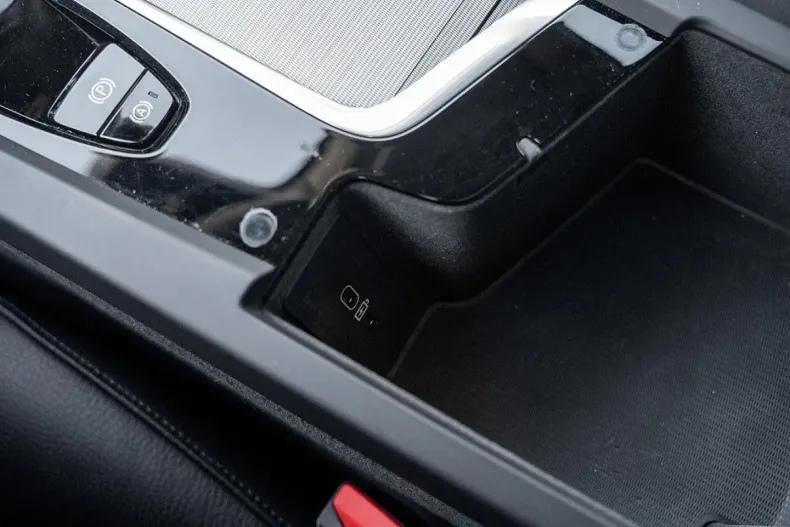 Volvo XC60 din 2022 cu 86.800 km - oferta VOL175542 - foto 18