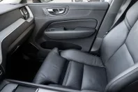 Volvo XC60 din 2022 cu 86.800 km - oferta VOL175542 - foto 19