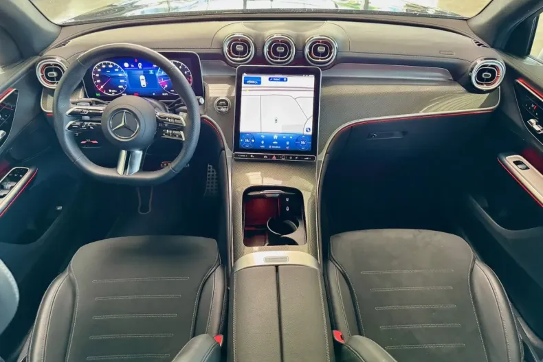 Mercedes-Benz GLC 300 din 2024 cu 12.100 km - oferta MER175543 - foto 11