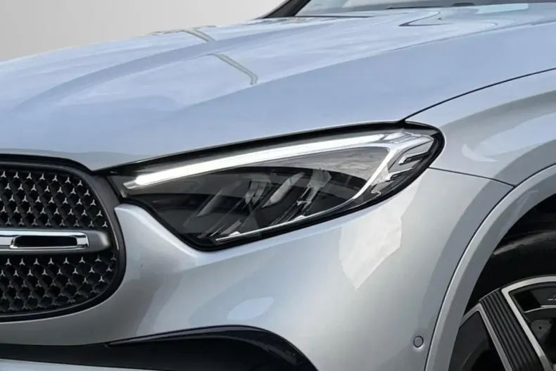 Mercedes-Benz GLC 300 din 2024 cu 17.600 km - oferta MER175545 - foto 9