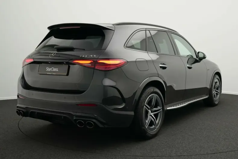 Mercedes-Benz GLC 43 AMG din 2024 cu 12.715 km - oferta MER175548 - foto 3