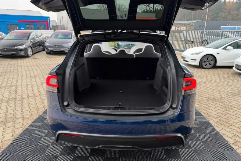 Tesla Model X din 2023 cu 43.999 km - oferta TES175563 - foto 38