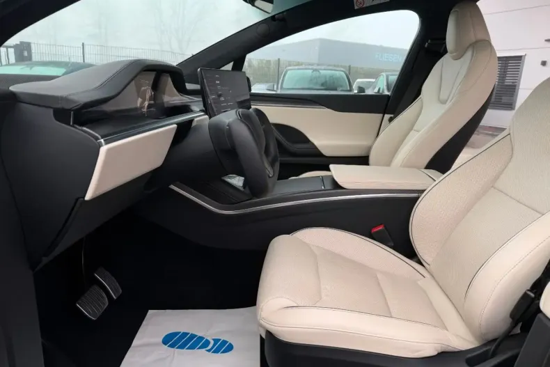 Tesla Model X din 2023 cu 52.005 km - oferta TES175565 - foto 16