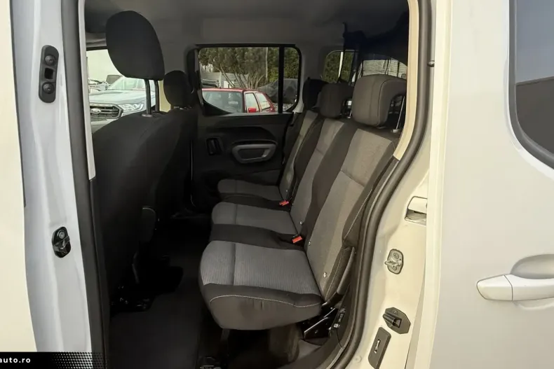 Toyota Proace City din 2024 cu 19.300 km - oferta TOY175567 - foto 14