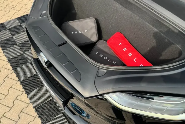 Tesla Model X din 2023 cu 70.010 km - oferta TES175568 - foto 3