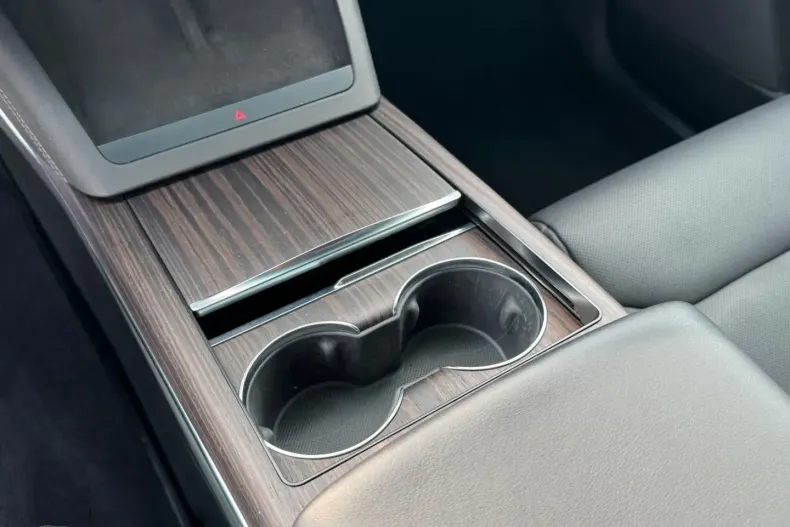 Tesla Model X din 2023 cu 70.010 km - oferta TES175568 - foto 27