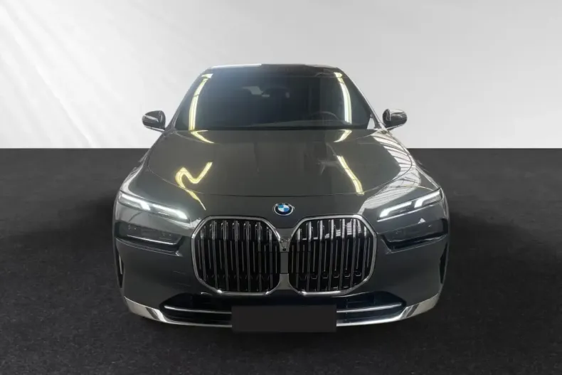 BMW 750 din 2024 cu 38.600 km - oferta BMW175581 - foto 2