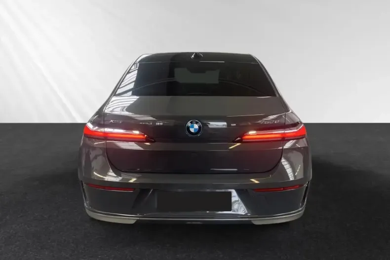 BMW 750 din 2024 cu 38.600 km - oferta BMW175581 - foto 4